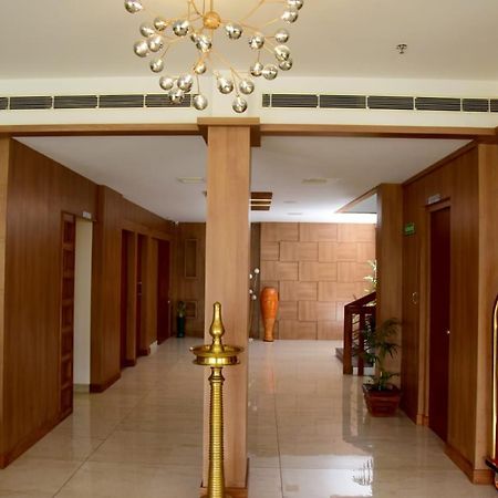Hotel Emerald Palace Kottiyam Εξωτερικό φωτογραφία
