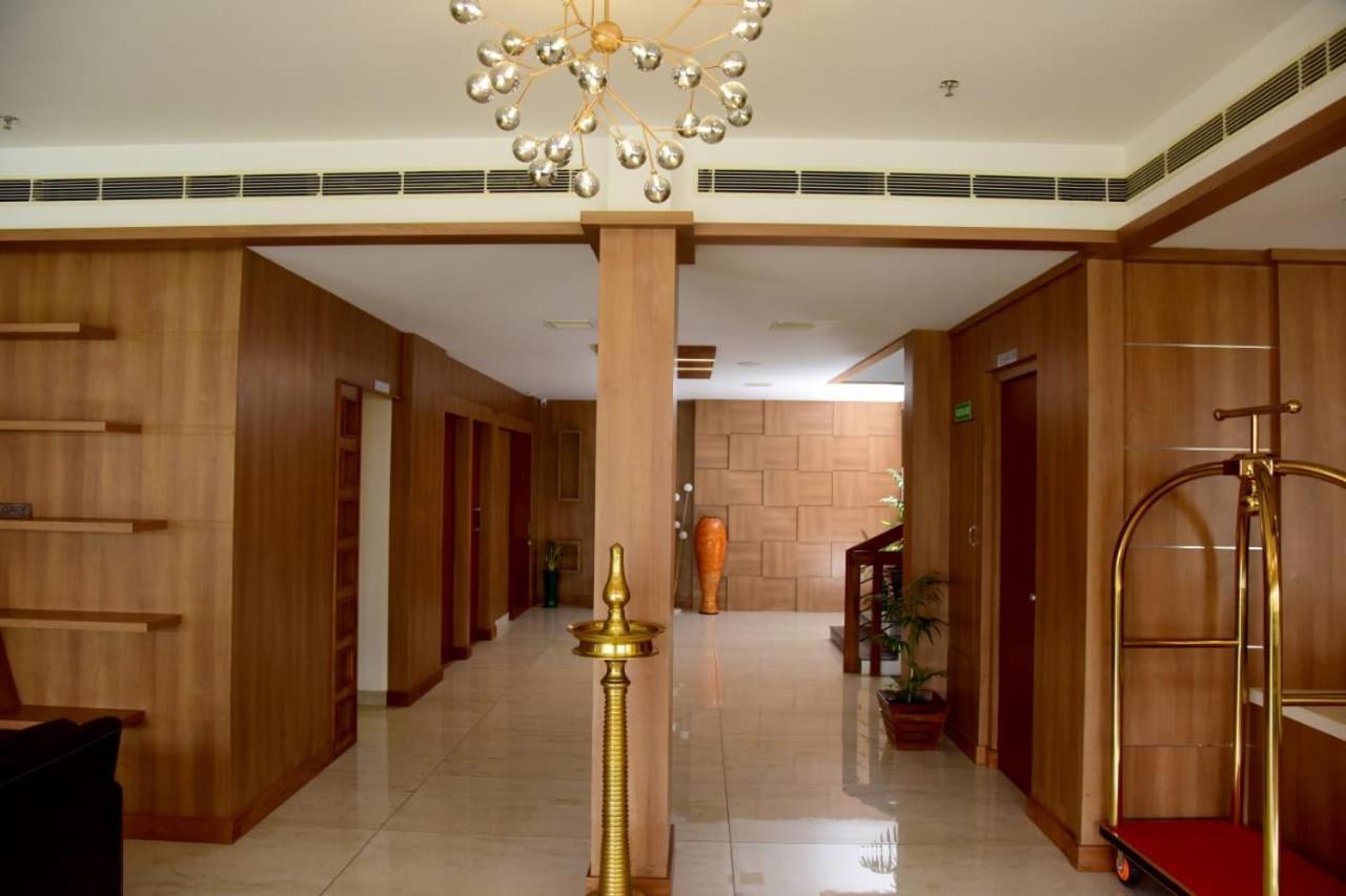Hotel Emerald Palace Kottiyam Εξωτερικό φωτογραφία