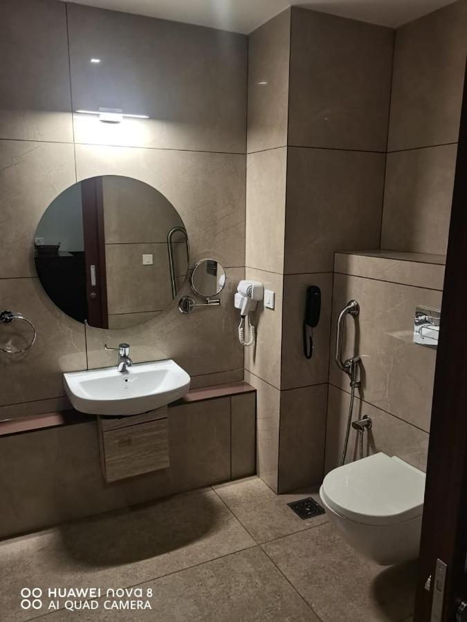 Hotel Emerald Palace Kottiyam Εξωτερικό φωτογραφία